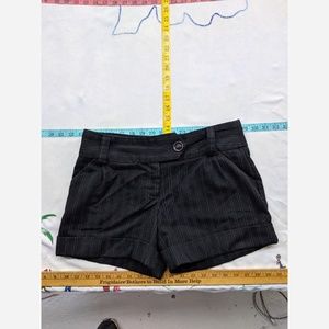 Women's Size 7 Mimi Chica Tapered Mini Shorts